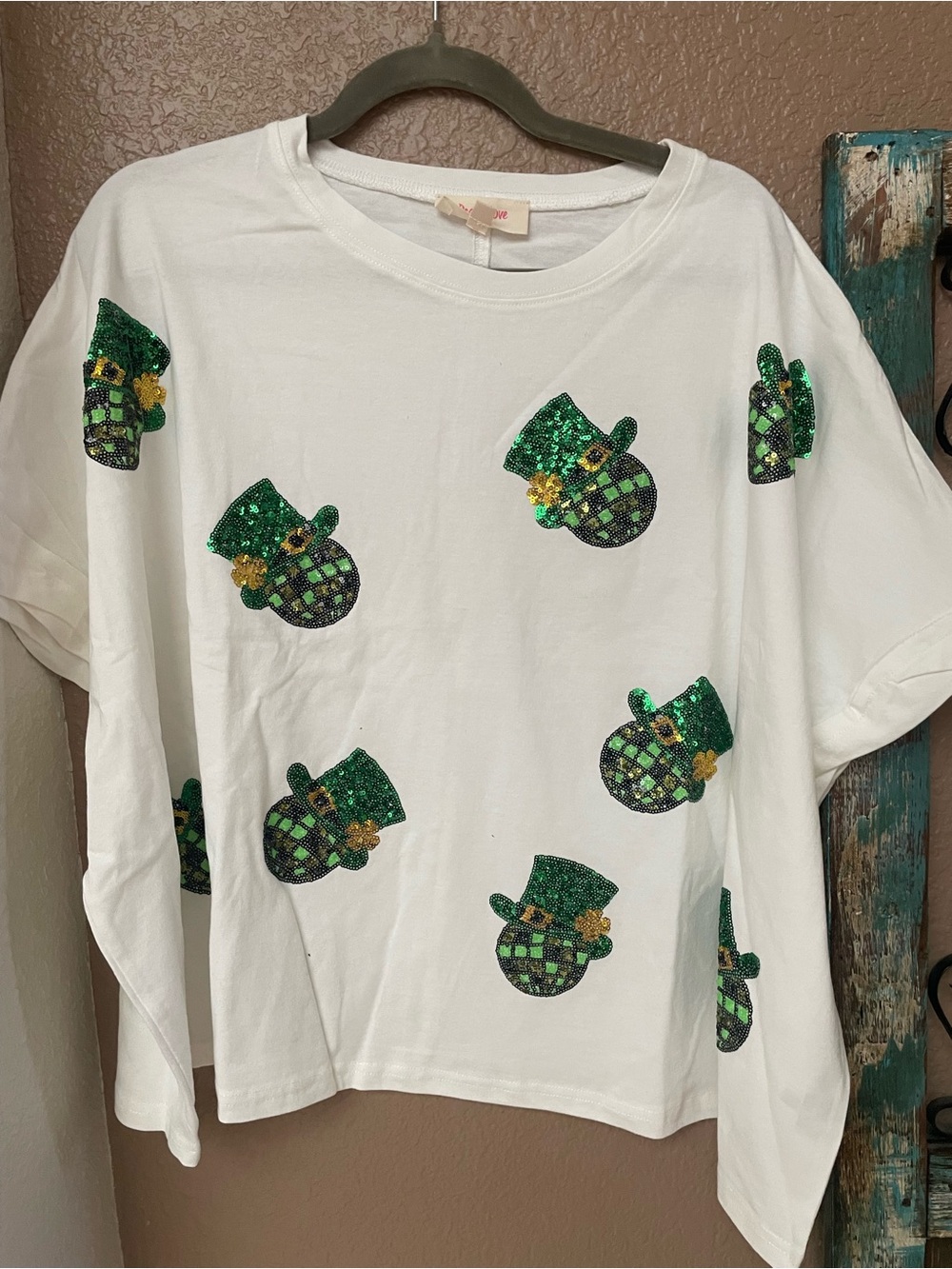 Peach Love California White Tee with Green Sequin Shamrock Hats